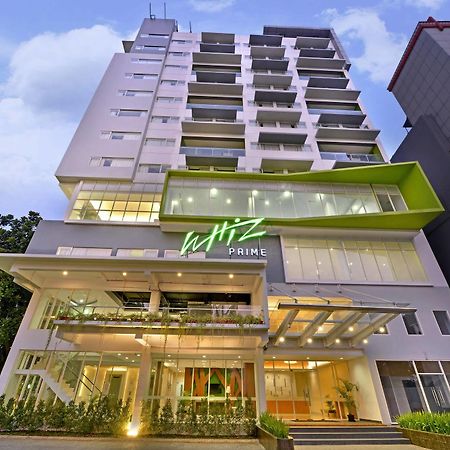 Whiz Prime Hotel Pajajaran Bogor Exterior photo